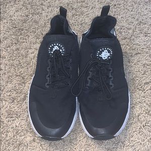 Nike Air Huarache Run Ultra Black White